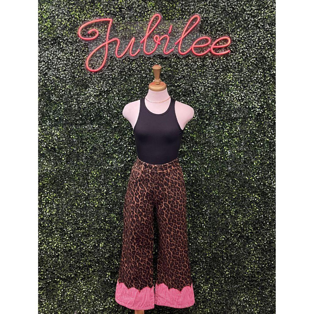 Leopard Scallop Gingham Pants