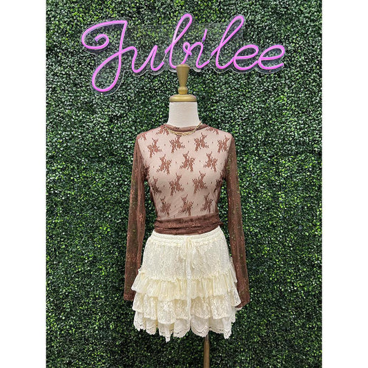 Cream Lace Tiered Shorts