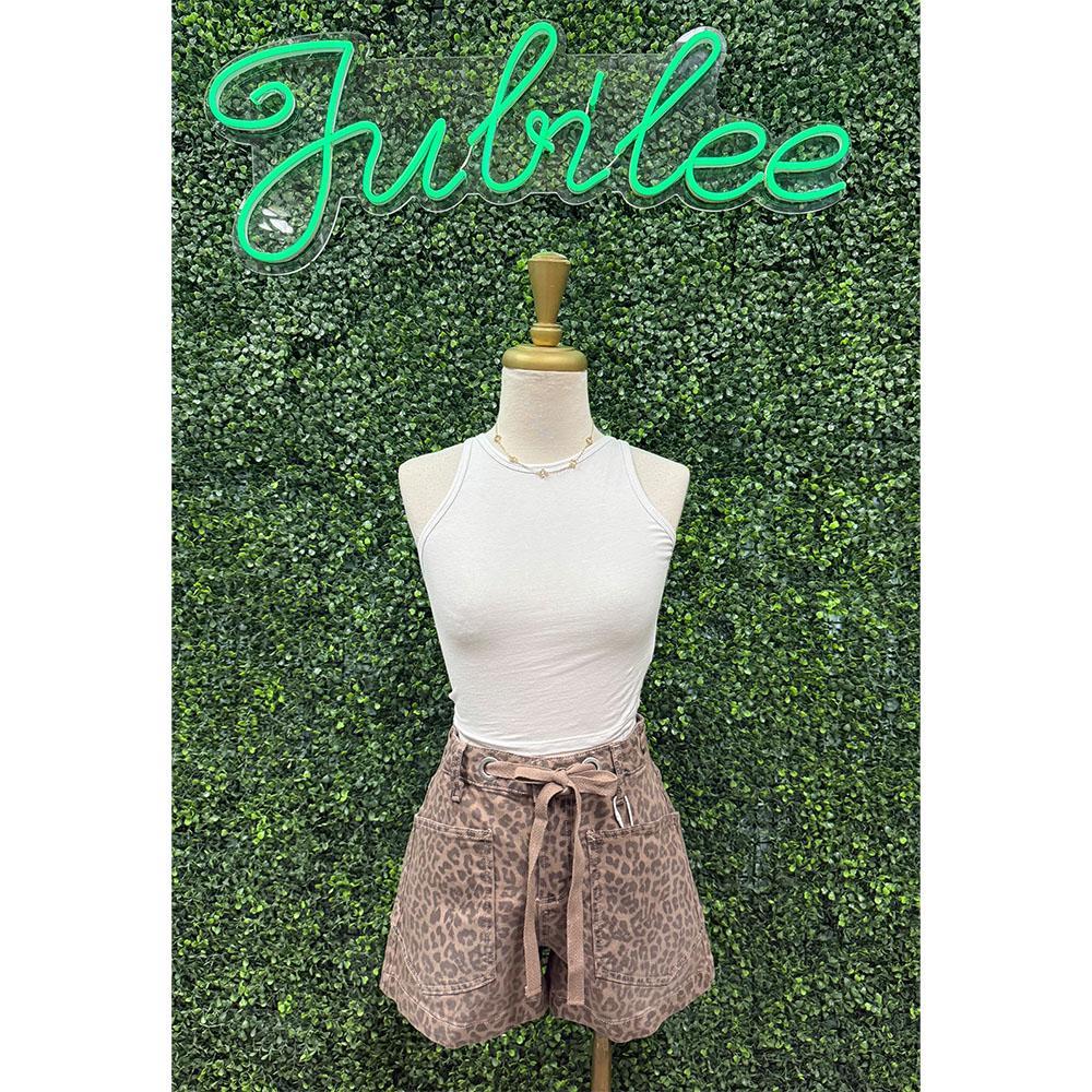 Lea Slouchy Leopard Print Patch Pocket Shorts