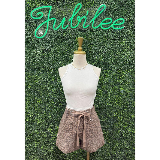 Lea Slouchy Leopard Print Patch Pocket Shorts