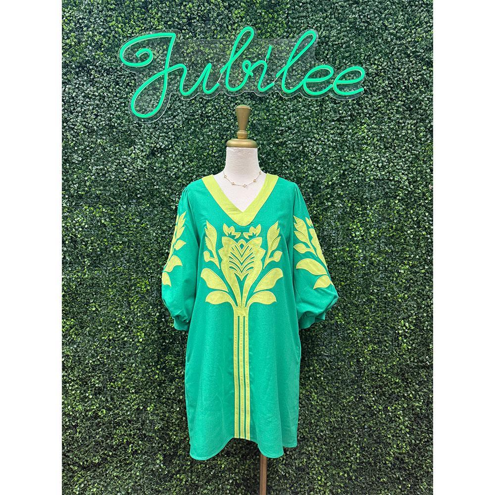 Sandi Green Baruque Floral Applique Shift Dress