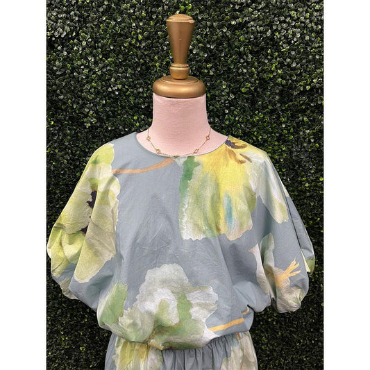 Lina Sage Flower Round Neck Top